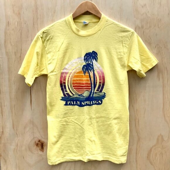 Vintage Belton | Palm Springs Tourist T-Shirt - Picture 2 of 6